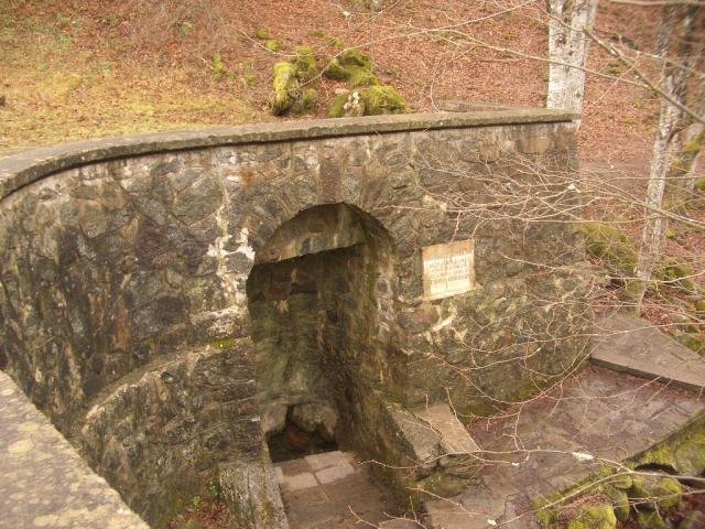 Кървавото кладенче